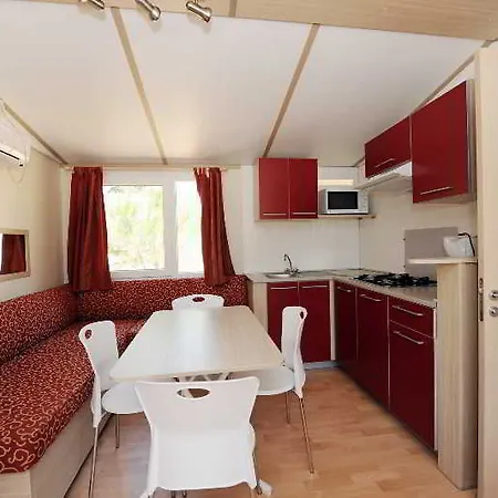 Village Zaton 3*